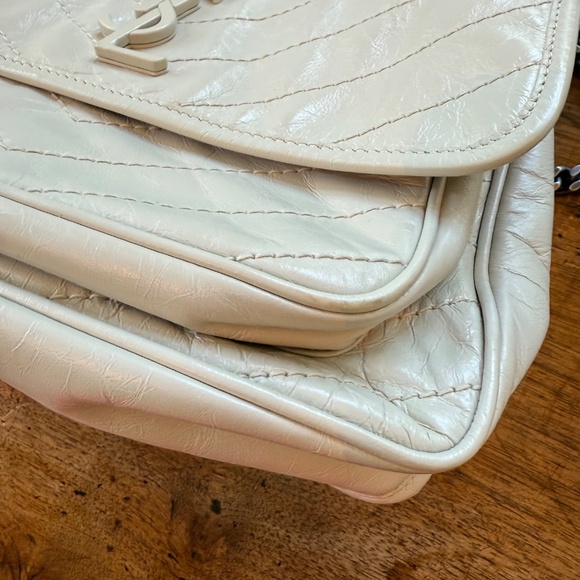 Saint Laurent YSL Medium Niki bag in "Blanc" Vintage Leather/MINT CONDITION! - Picture 11 of 16